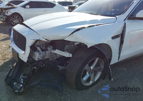 2019 Jaguar F-Pace 25T Premium z USA, uszkodzony, nr VIN SADCJ2FX4KA392136